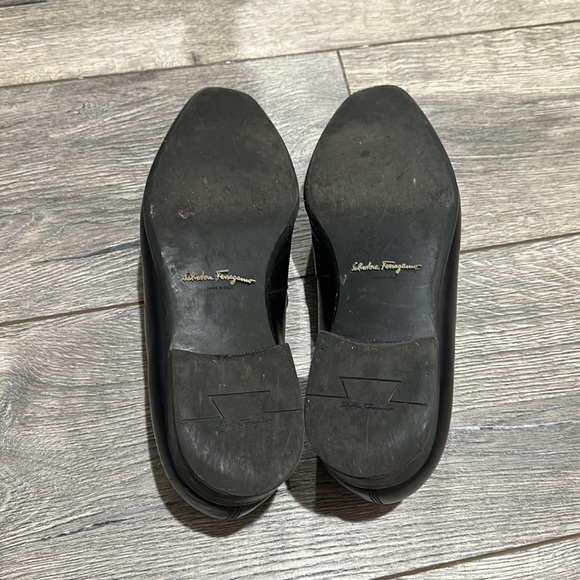 • Salvatore Ferragamo • Men’s Authentic Moccasin with Gancini ornament Black 8 - Picture 6 of 8